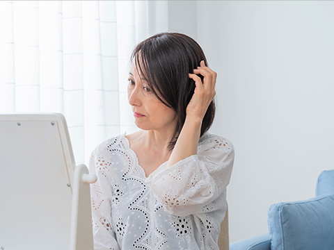 医師監修 頭皮が赤くなる原因と予防 対処法について 公式 女性の薄毛治療専門病院 Agaスキンクリニック レディース院 Faga