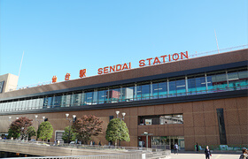 JR「仙台駅」西口を出ます。