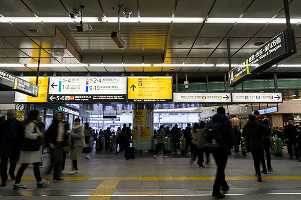 新宿駅前レディース院へのアクセス道の写真01